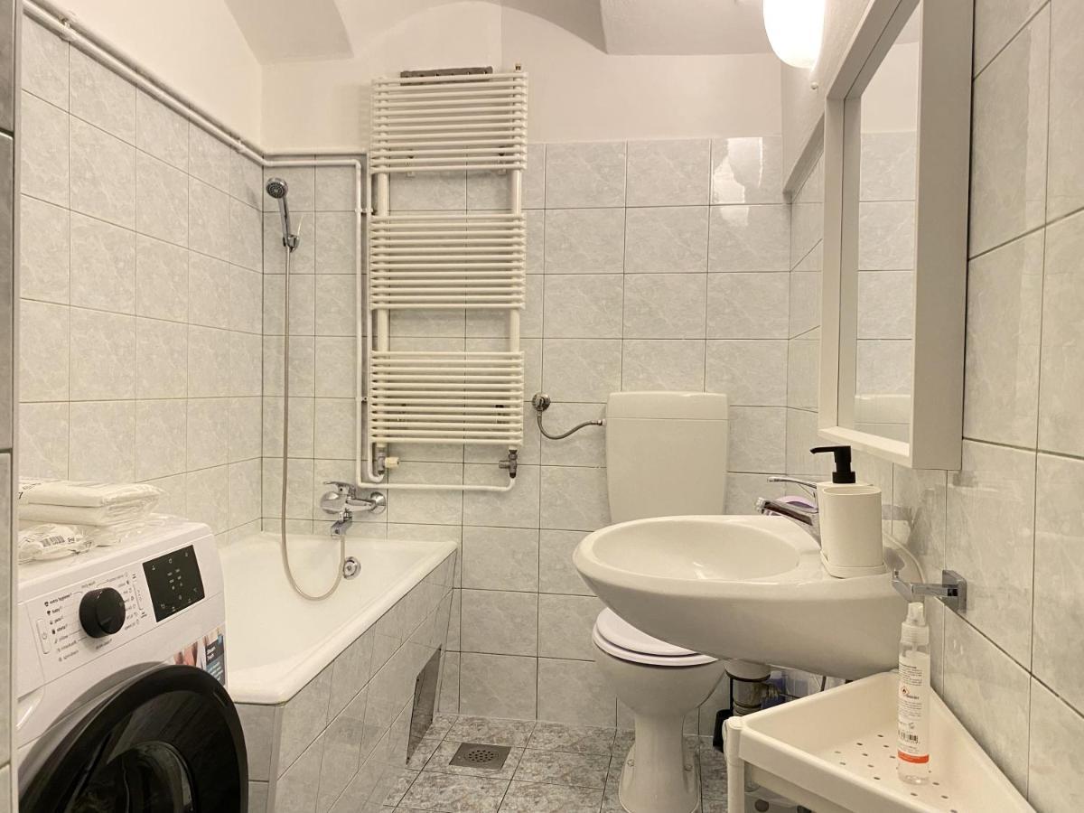 Villa Pod Gradom Ljubljana Kültér fotó