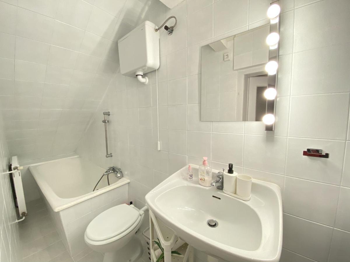 Villa Pod Gradom Ljubljana Kültér fotó